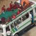 Birmanie - Mont Popa : Bus de pèlerins