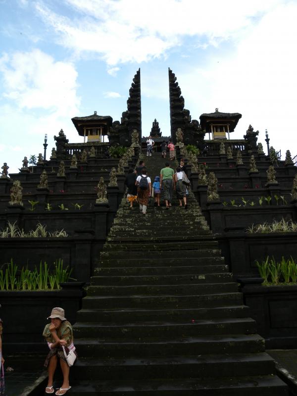 Bali - Le temple interdit (suite )