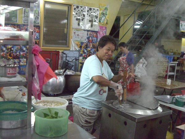 Melaka : Notre charmante cuisinière.